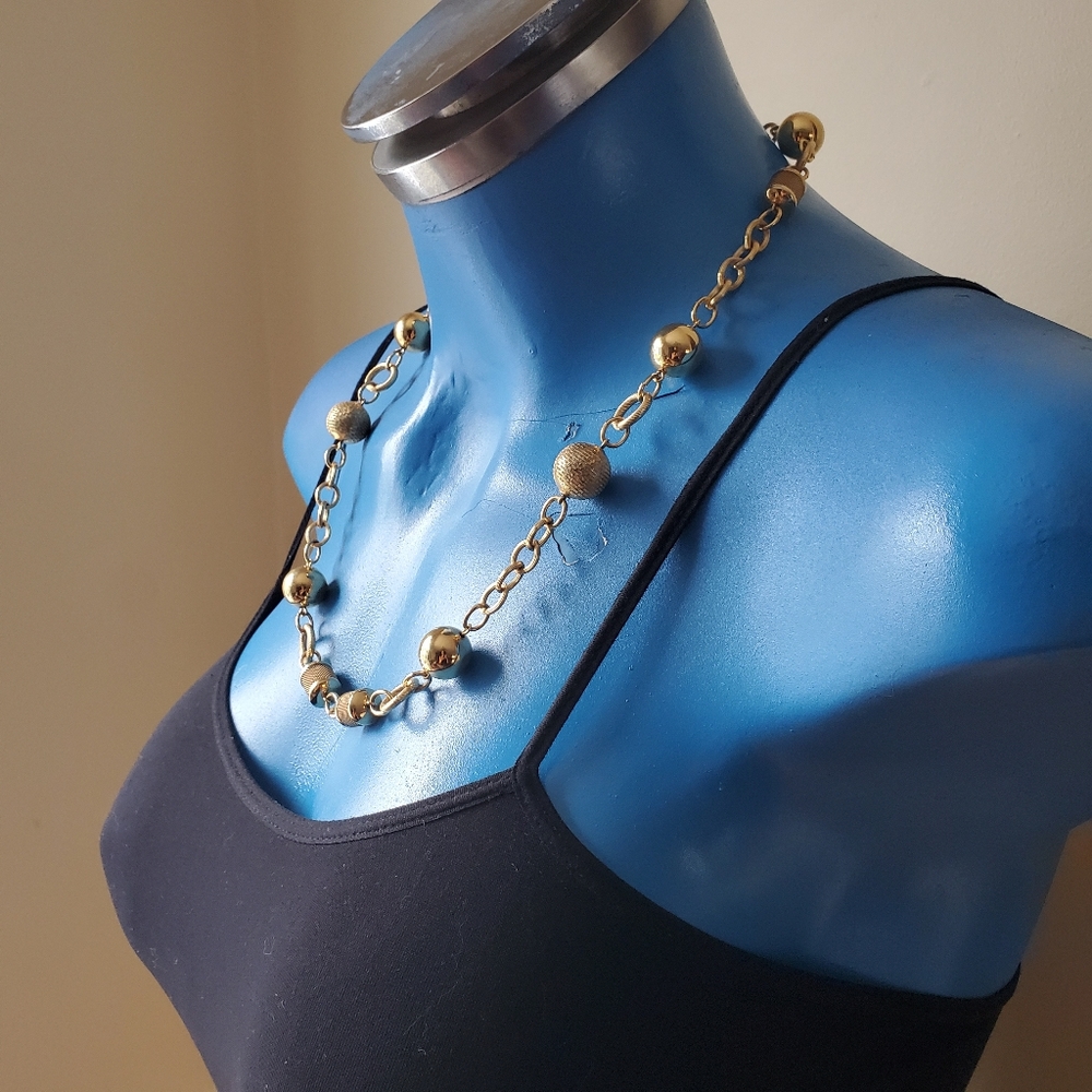 Necklace - Picture 4 of 6